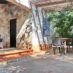 Bungalow La Roa II con piscina compartida y privada