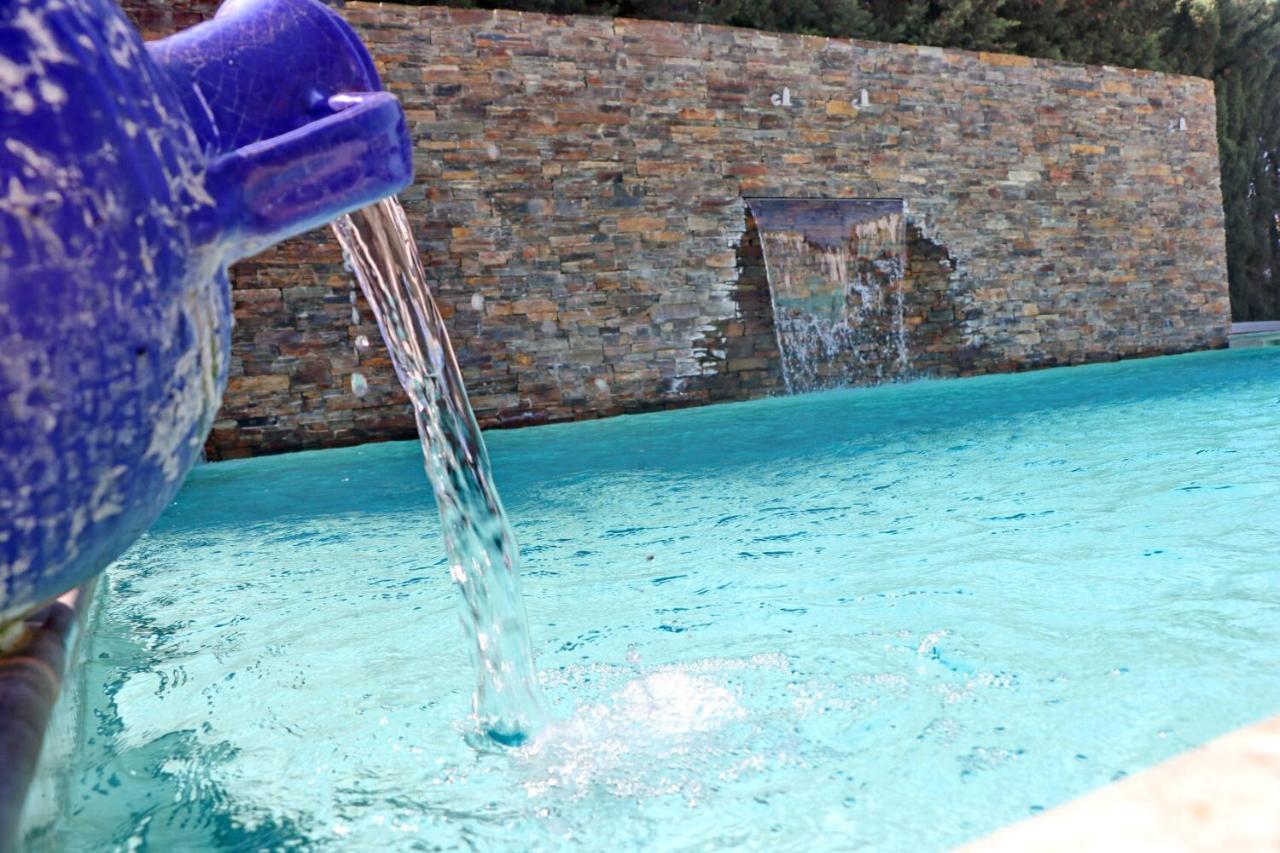 La Roa Ii Con Piscina Compartida Y Privada Сasa de vacaciones *