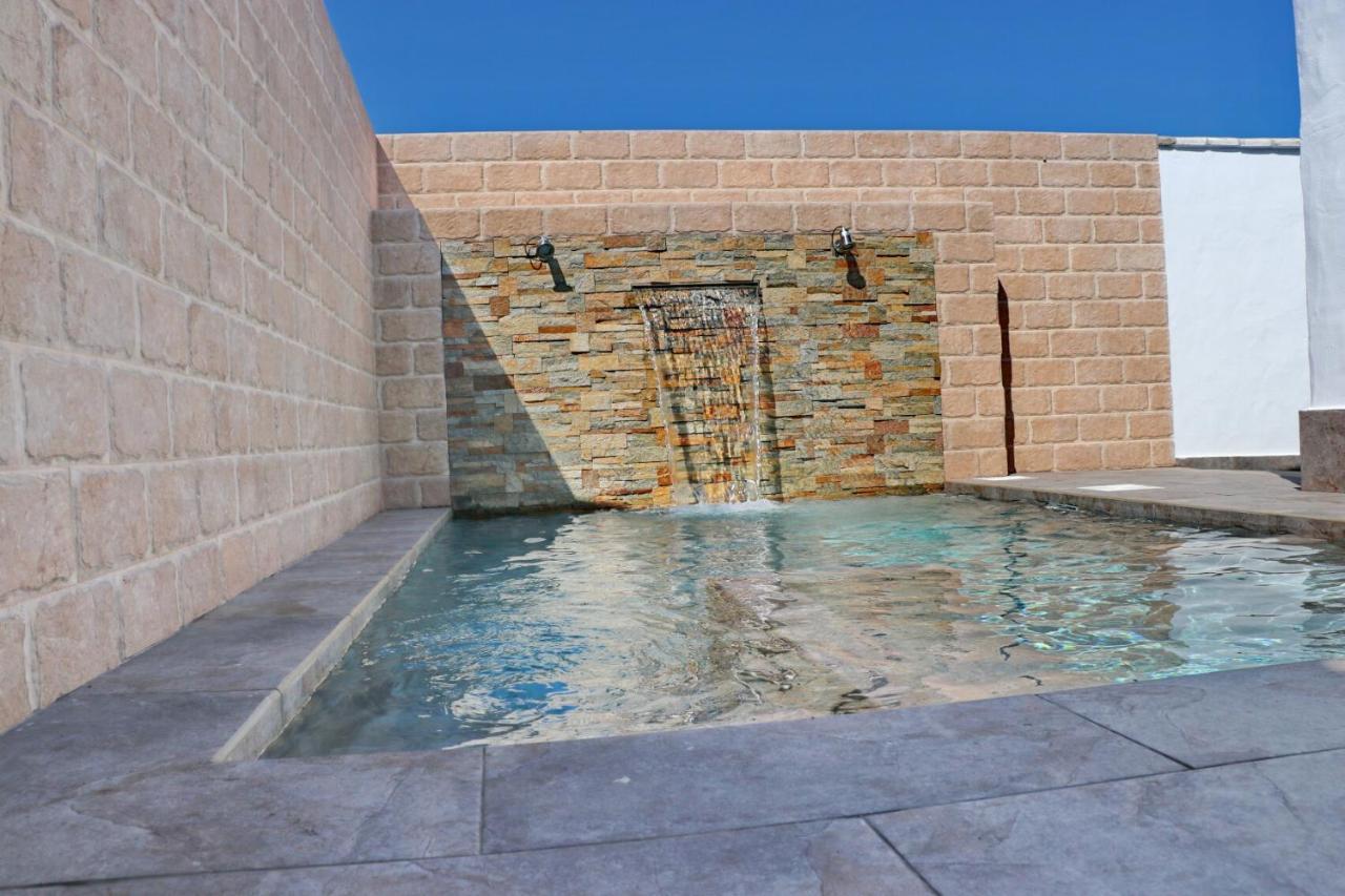 Сasa de vacaciones La Roa Ii Con Piscina Compartida Y Privada Conil De La Frontera